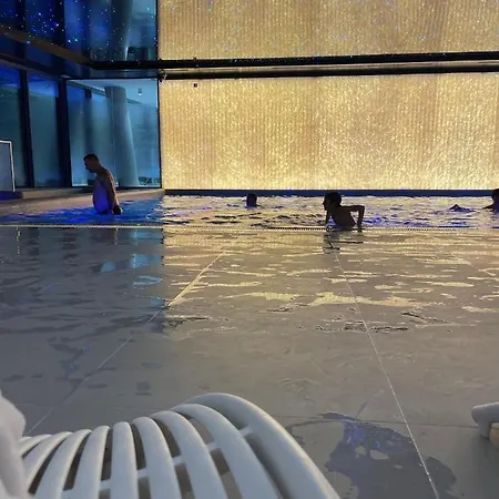 Wave Piano ミエンジズドロイェ