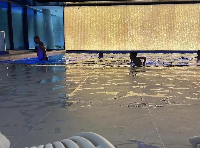 Wave Piano 미엥지즈드로예